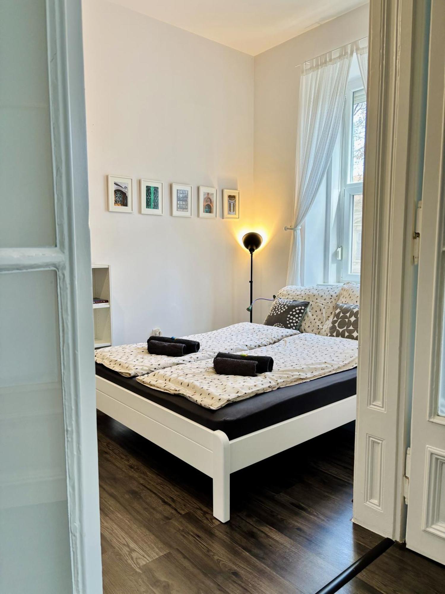 Art Apartment 塞格德 外观 照片